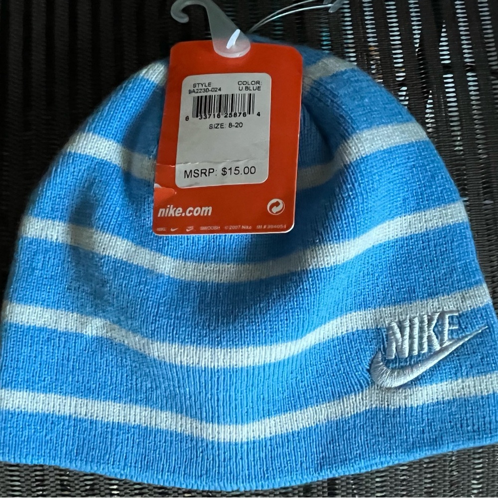 Nike Boys One Size Fits All Knit Beanie in Light Blue NWT